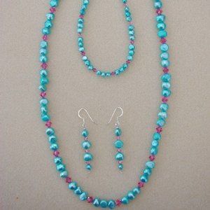 Aqua Blue (Dyed) Natural Freshwater Pearls